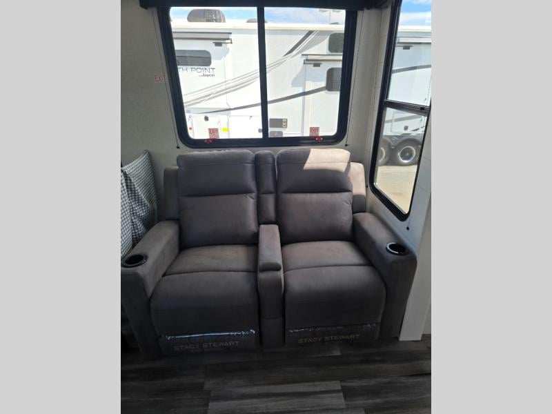 New 2026 Jayco 404LOFT DS Jay Flight Bungalow - photo - 34