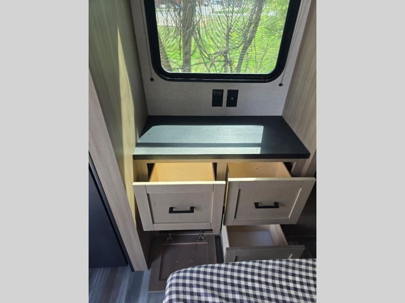 New 2026 Jayco 404LOFT DS Jay Flight Bungalow - photo - 14