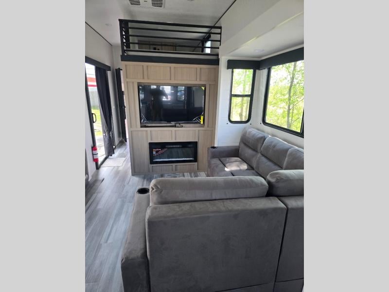 New 2026 Jayco 404LOFT DS Jay Flight Bungalow - photo - 54
