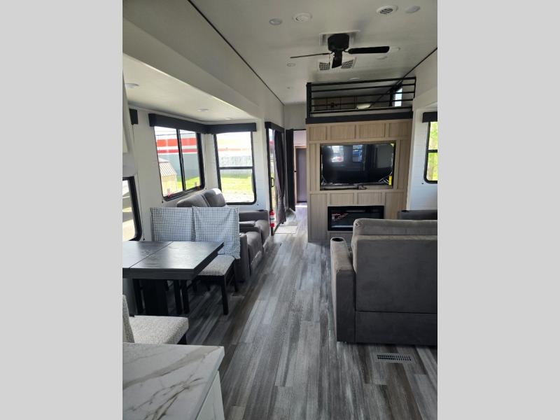 New 2026 Jayco 404LOFT DS Jay Flight Bungalow - photo - 57