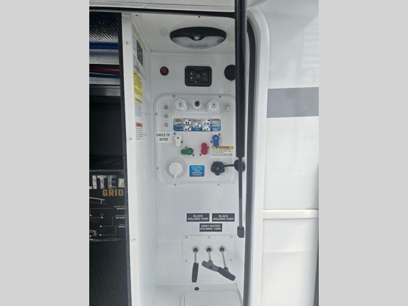 New 2026 Jayco 38FBRK Pinnacle - photo - 18