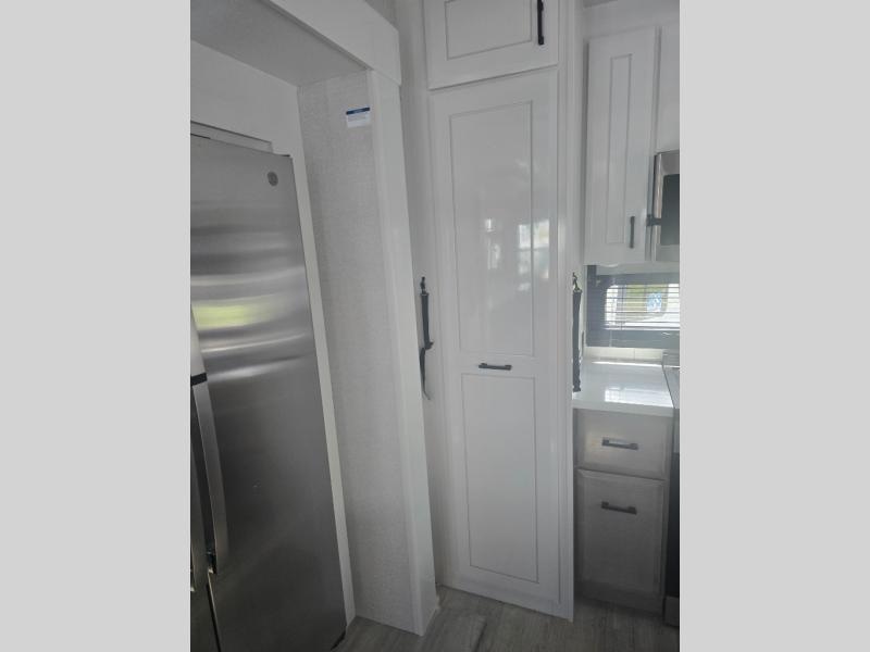New 2026 Jayco 38FBRK Pinnacle - photo - 47