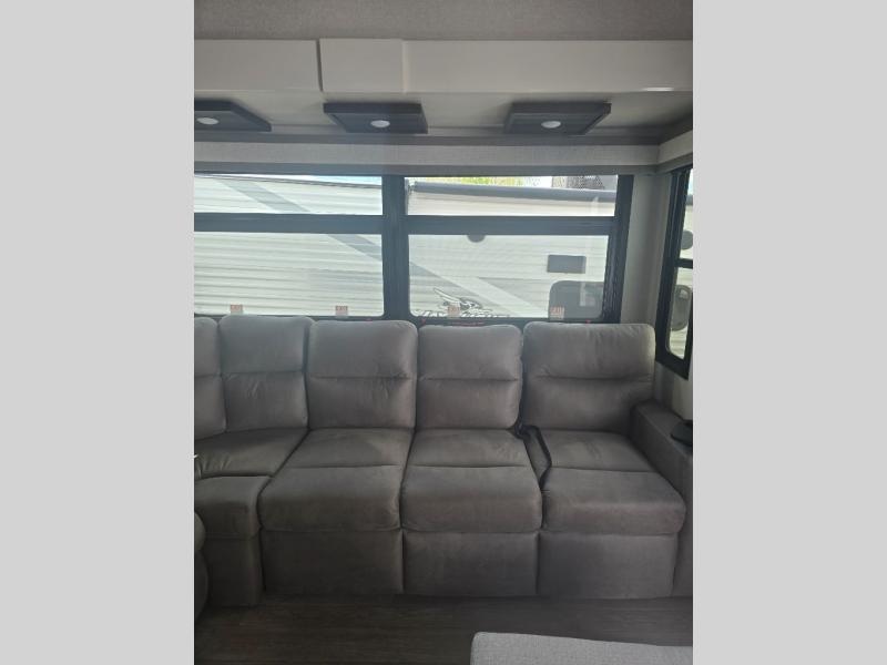 New 2026 Jayco 38FBRK Pinnacle - photo - 27