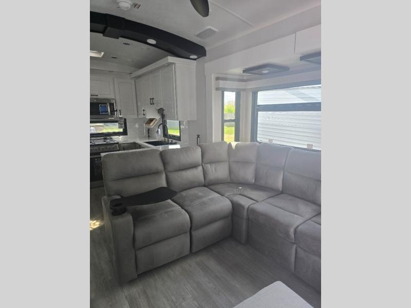New 2026 Jayco 38FBRK Pinnacle - photo - 26