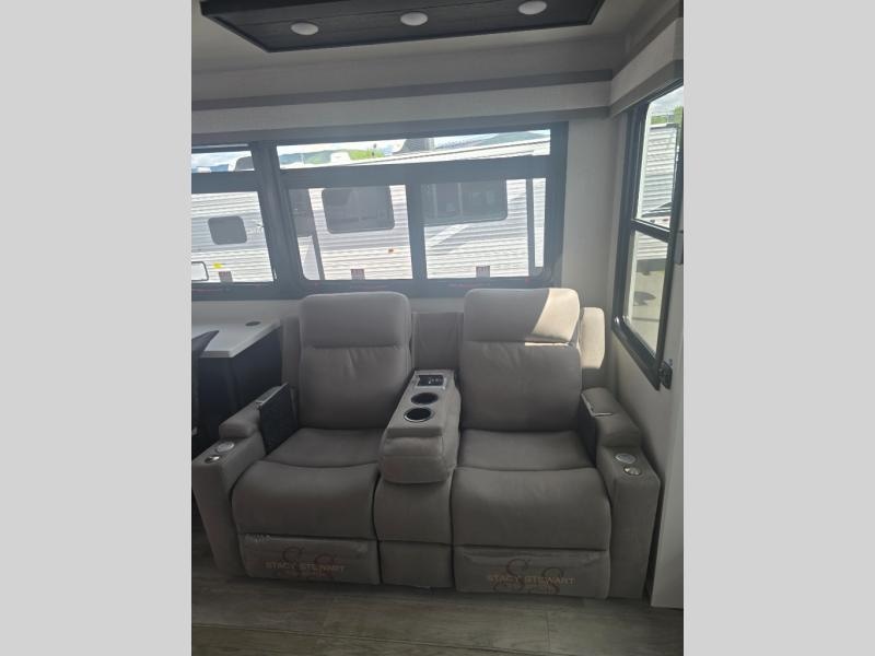 New 2026 Jayco 32RLTS Pinnacle - photo - 70