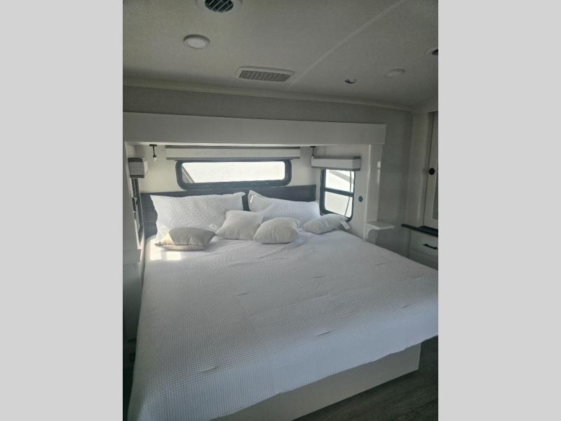 New 2026 Jayco 32RLTS Pinnacle - photo - 103
