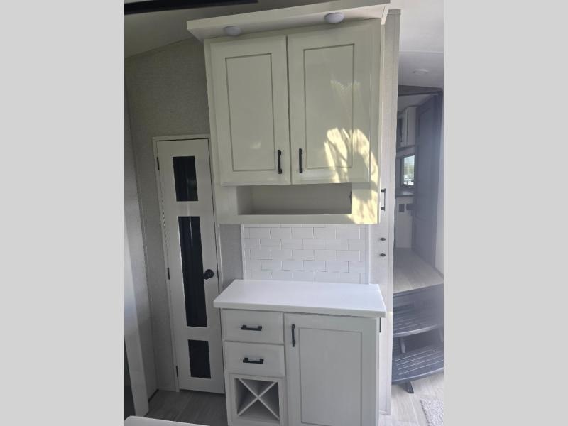 New 2026 Jayco 32RLTS Pinnacle - photo - 30
