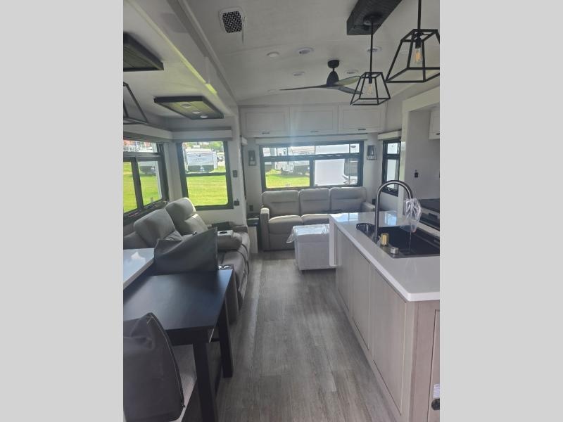 New 2026 Jayco 32RLTS Pinnacle - photo - 29