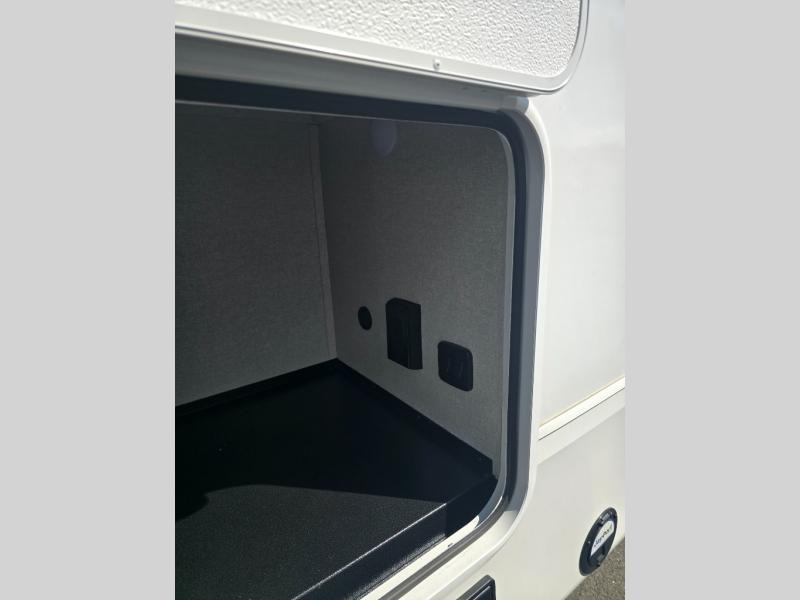 New 2026 Jayco 355MBQS Eagle - photo - 7