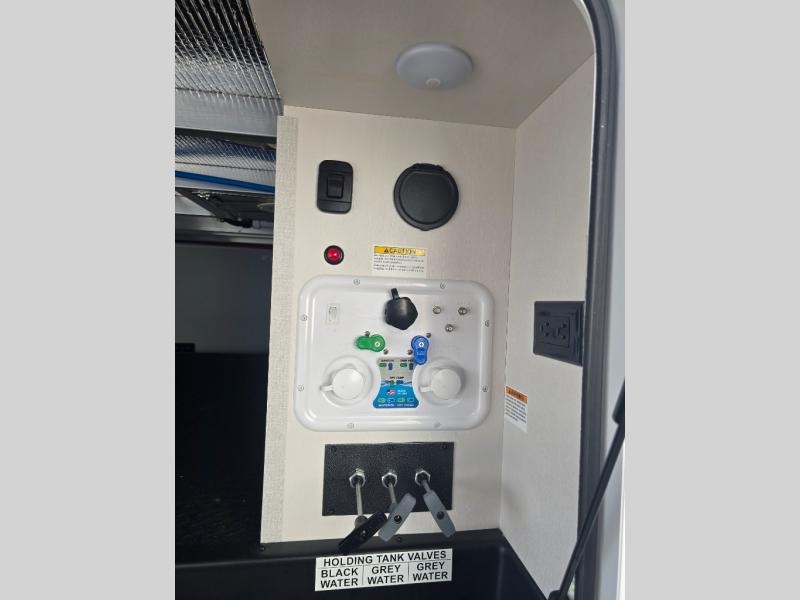 New 2026 Jayco 355MBQS Eagle - photo - 16