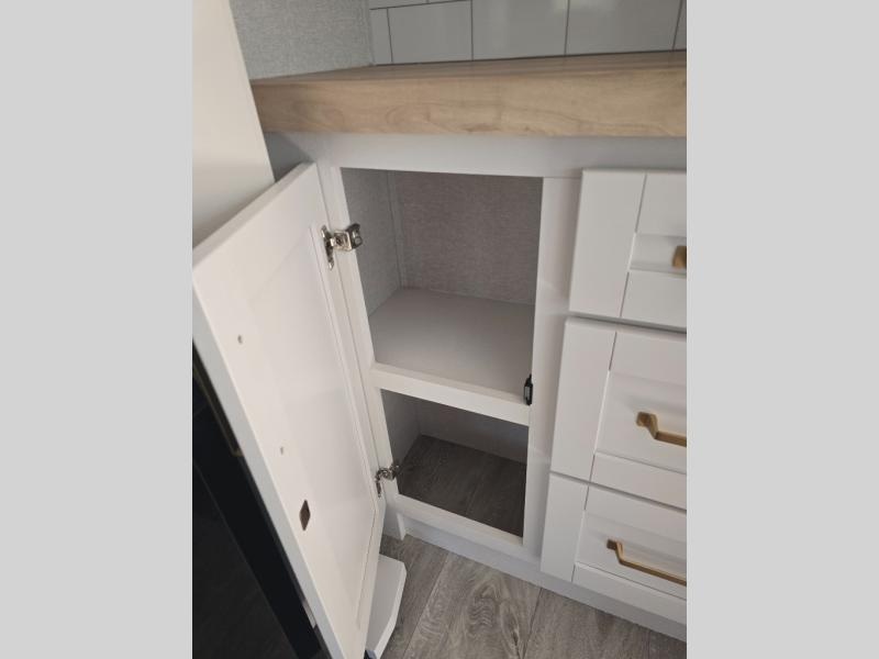 New 2026 Jayco 355MBQS Eagle - photo - 29