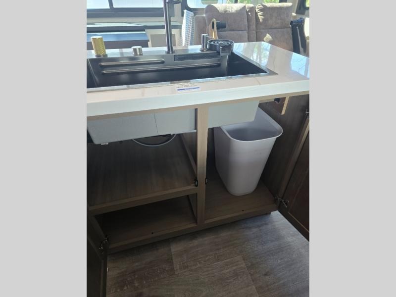 New 2026 Jayco 355MBQS Eagle - photo - 41