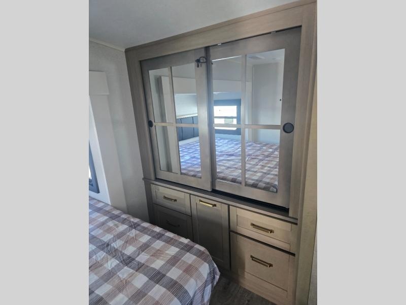 New 2026 Jayco 355MBQS Eagle - photo - 71