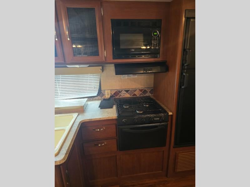 Pre-Owned 2016 Forest River RV 262BH Salem Cruise Lite - photo - 13