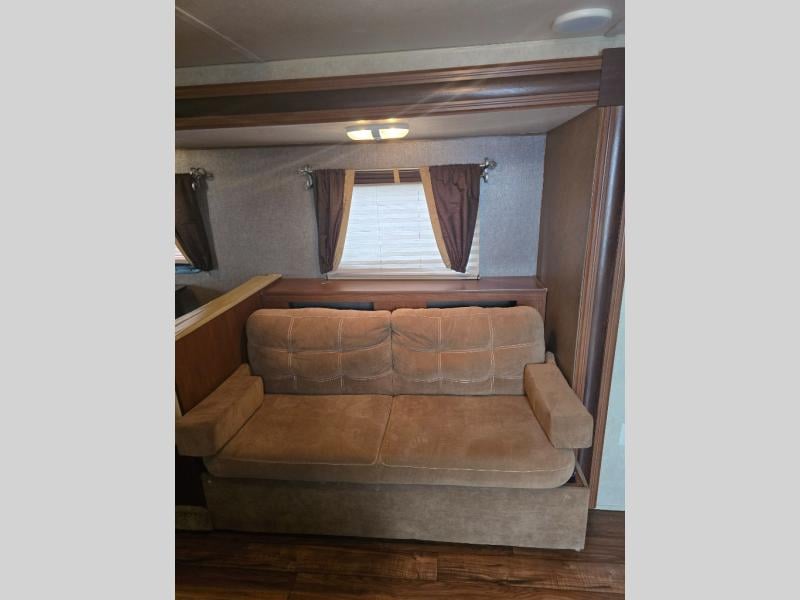 Pre-Owned 2016 Forest River RV 262BH Salem Cruise Lite - photo - 9