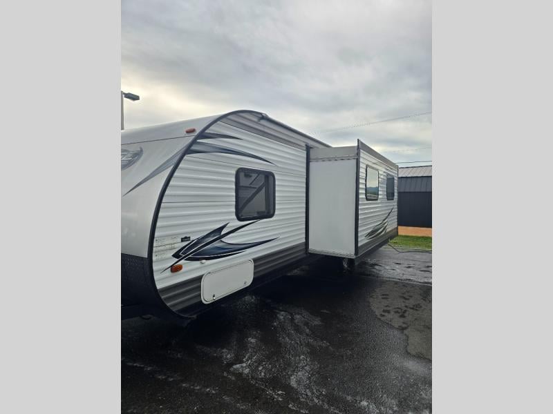 Pre-Owned 2016 Forest River RV 262BH Salem Cruise Lite - photo - 5