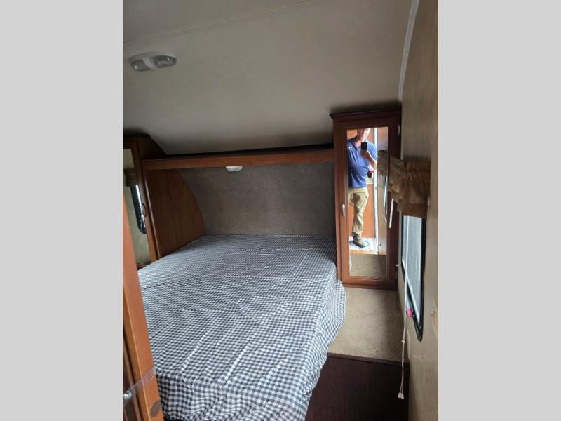 Pre-Owned 2016 Forest River RV 262BH Salem Cruise Lite - photo - 21