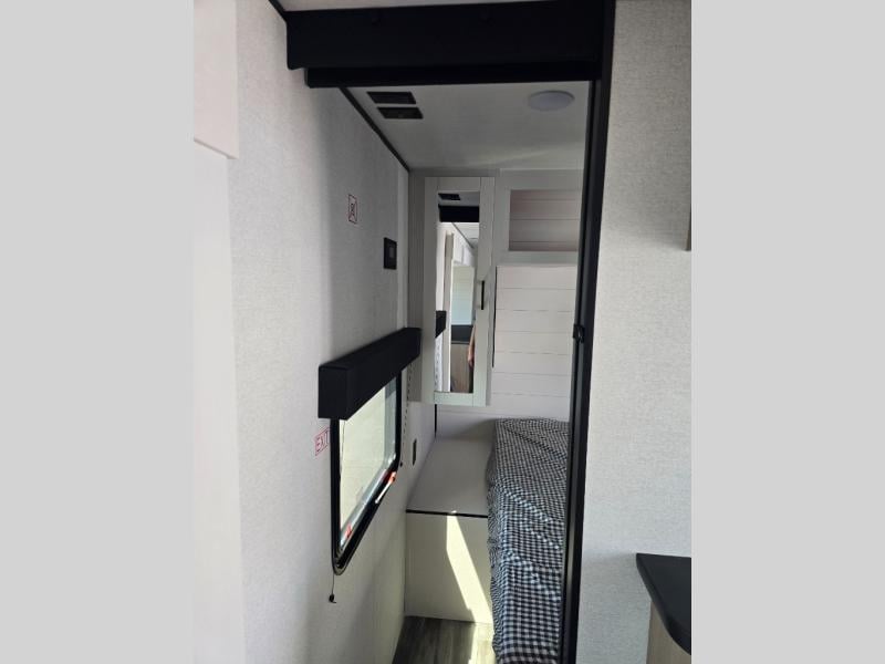 New 2026 Jayco 261BHS Jay Flight SLX - photo - 41