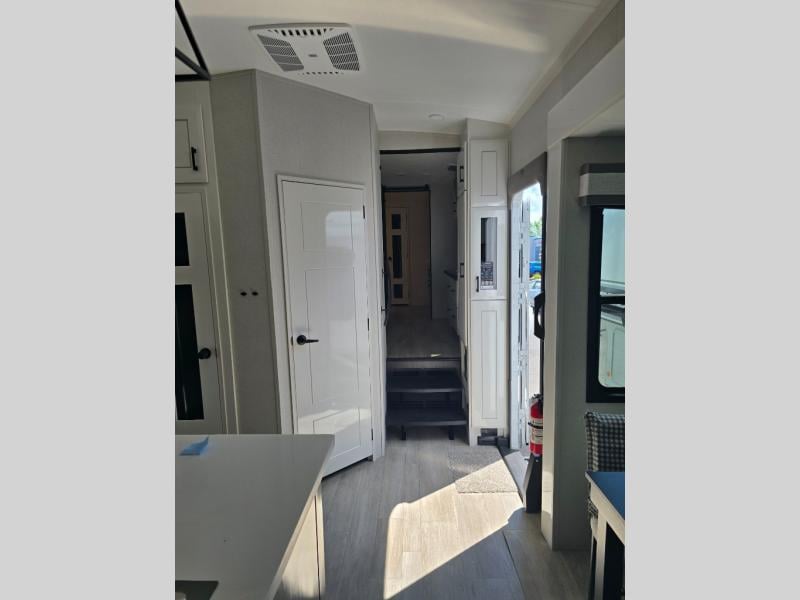 New 2026 Jayco 36FBTS Pinnacle - photo - 60
