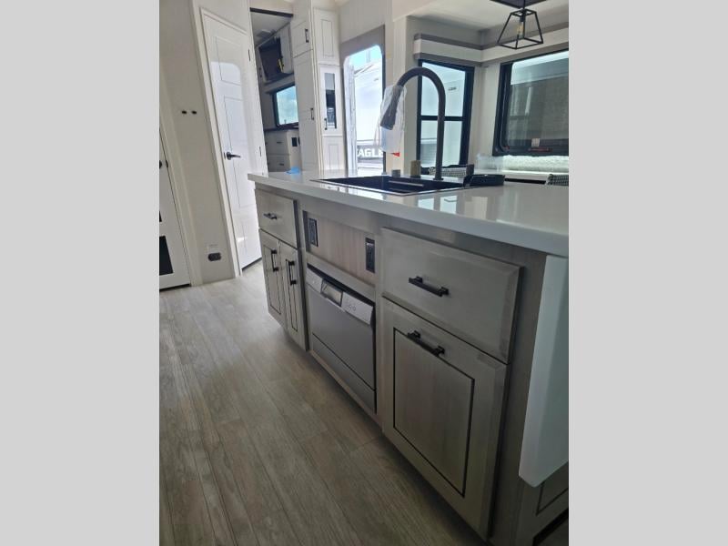 New 2026 Jayco 36FBTS Pinnacle - photo - 47