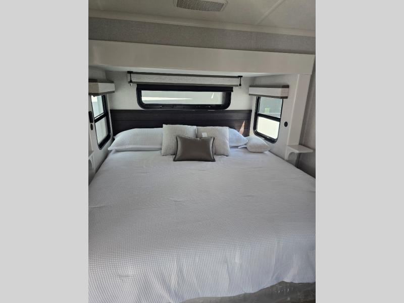 New 2026 Jayco 36FBTS Pinnacle - photo - 63