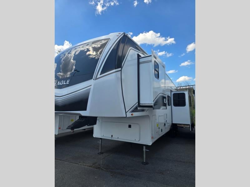 New 2026 Jayco 31QCD Eagle HT - photo - 18