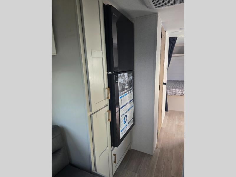 New 2027 Jayco JAY FLIGHT 210QB JAYCO - photo - 43