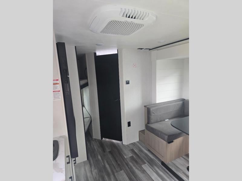New 2026 Jayco 197MB Jay Flight SLX - photo - 13