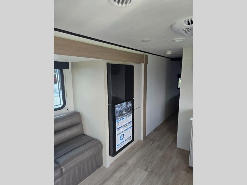 New 2027 Jayco 25RLSL JAY FEATHER AIR SL - photo - 13