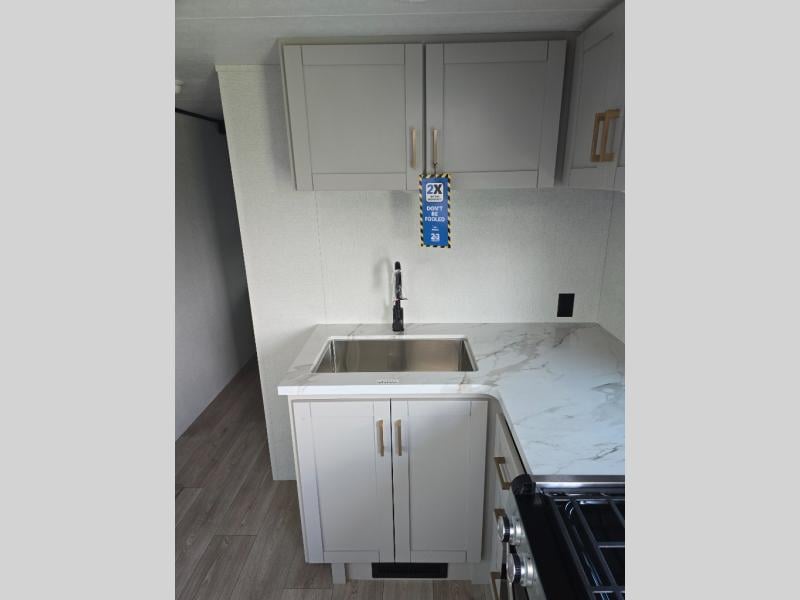 New 2027 Jayco 25RLSL JAY FEATHER AIR SL - photo - 21