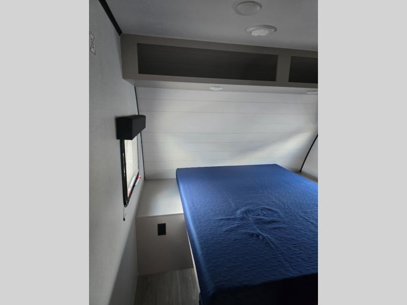 New 2027 Jayco 25RLSL JAY FEATHER AIR SL - photo - 37
