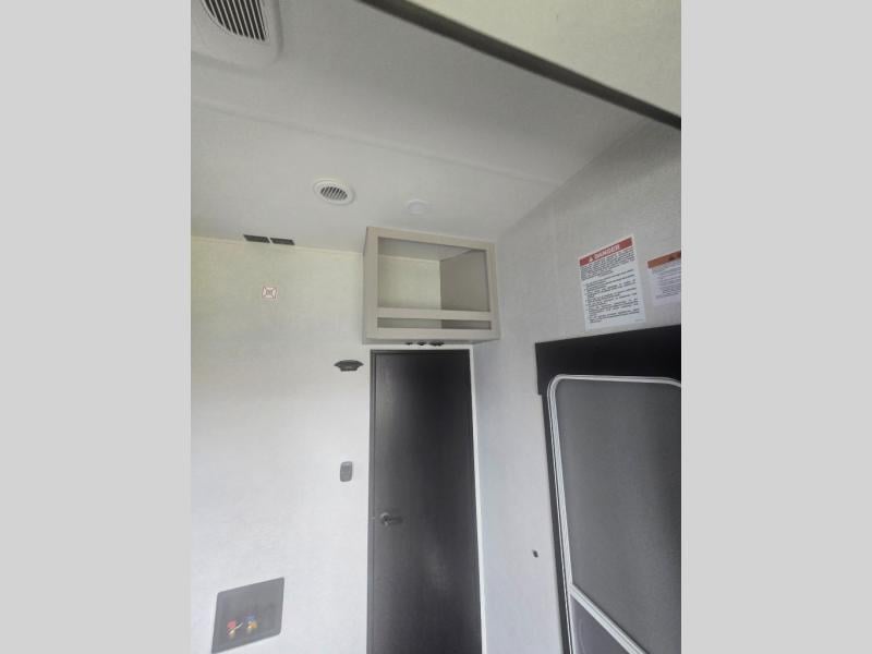 New 2027 Jayco SEISMIN 359 - photo - 64