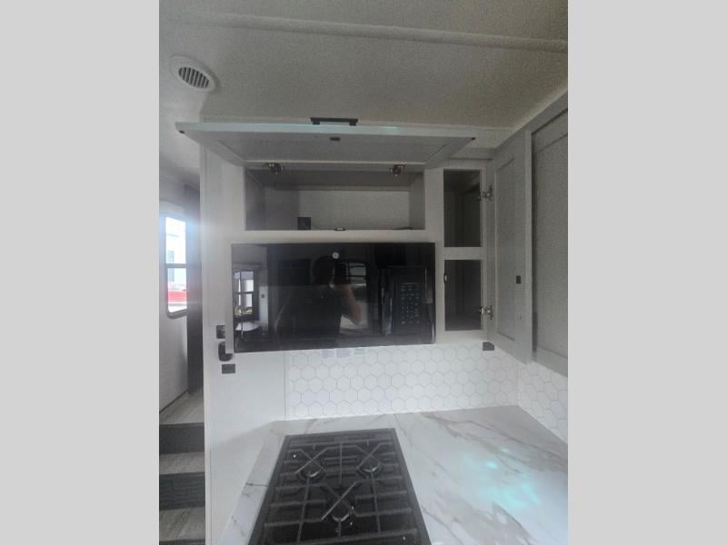 New 2027 Jayco SEISMIN 359 - photo - 25