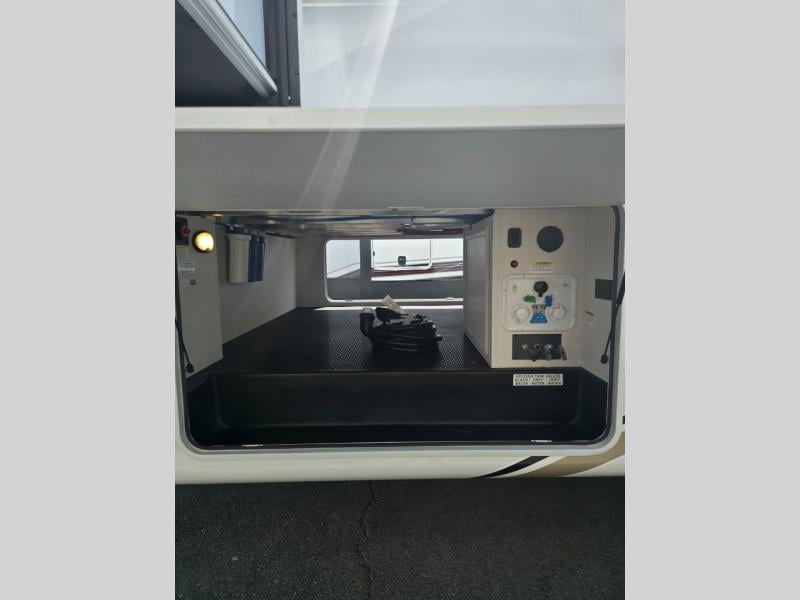 New 2027 Jayco Eagle 335LSTS - photo - 9