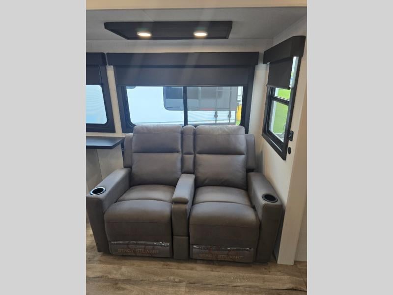 New 2027 Jayco Eagle 335LSTS - photo - 45