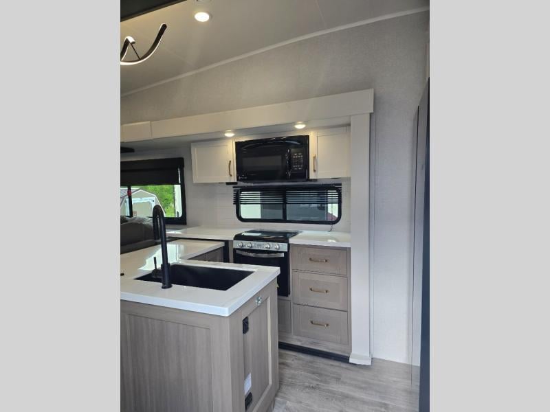 New 2027 Jayco Eagle 335LSTS - photo - 16