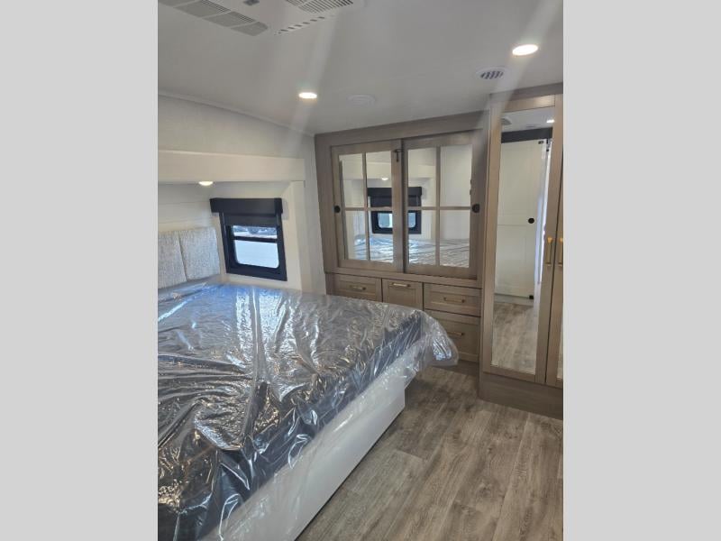 New 2027 Jayco Eagle 335LSTS - photo - 57