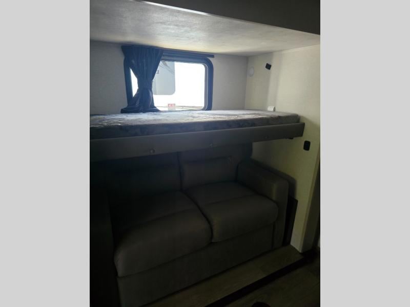 New 2026 Jayco North Point 377RLBH - photo - 26