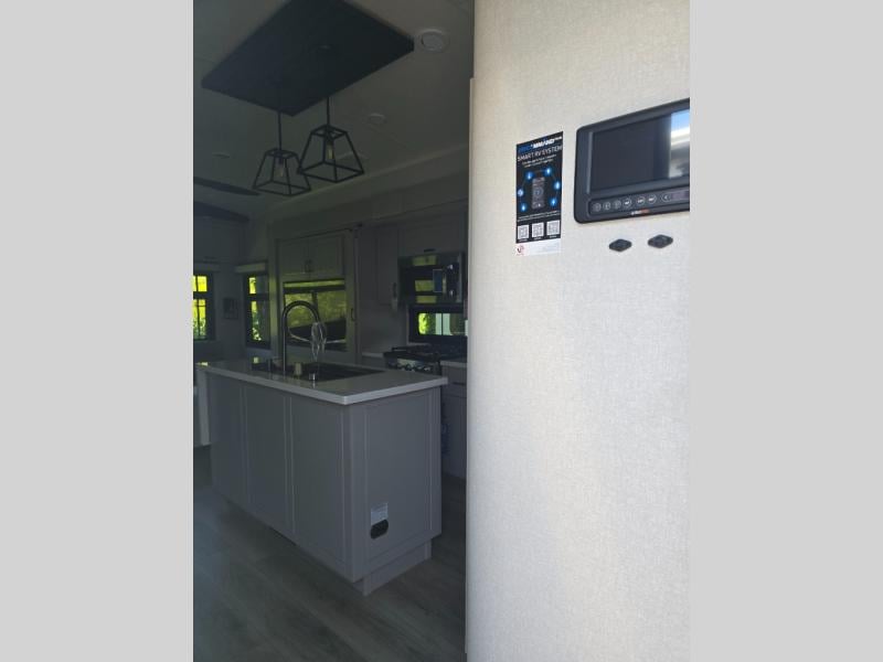 New 2026 Jayco North Point 377RLBH - photo - 19