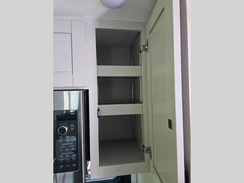 New 2026 Jayco North Point 377RLBH - photo - 36