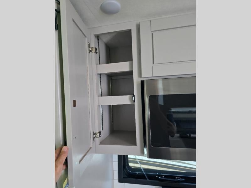 New 2026 Jayco North Point 377RLBH - photo - 38