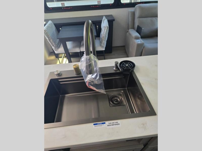 New 2026 Jayco North Point 377RLBH - photo - 49