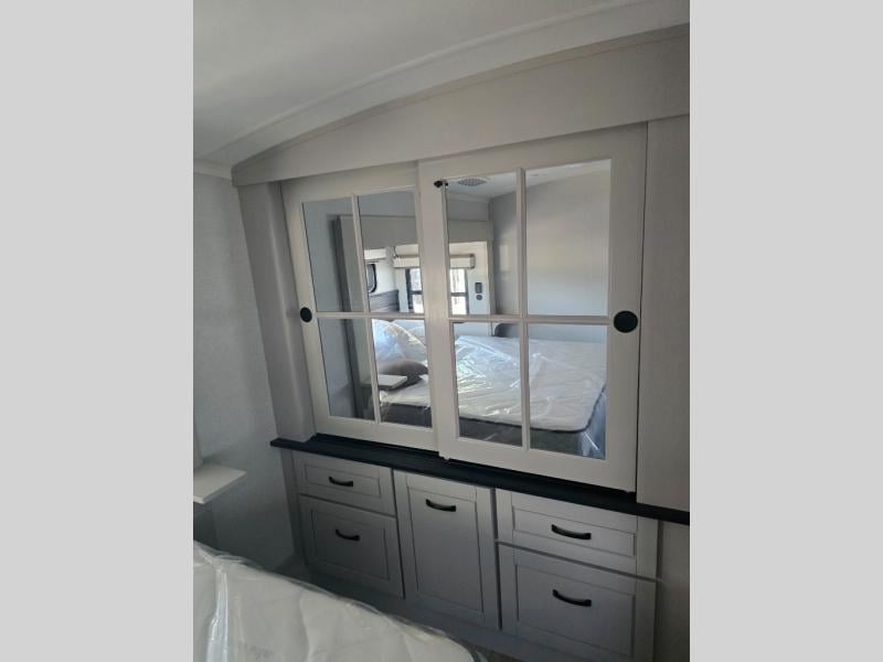 New 2026 Jayco North Point 377RLBH - photo - 80