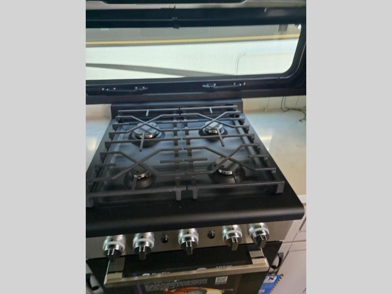 New 2026 Jayco North Point 377RLBH - photo - 39