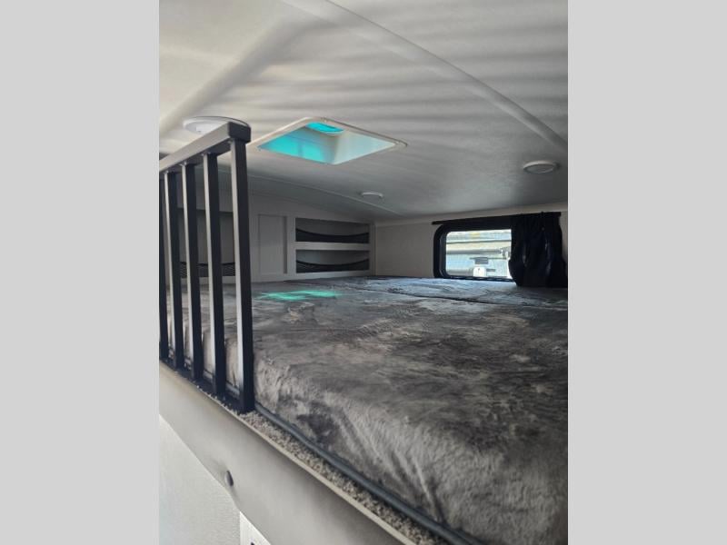 New 2026 Jayco North Point 377RLBH - photo - 64