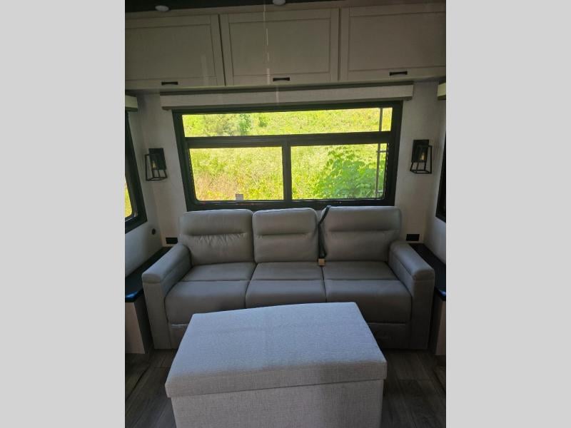 New 2026 Jayco North Point 377RLBH - photo - 56