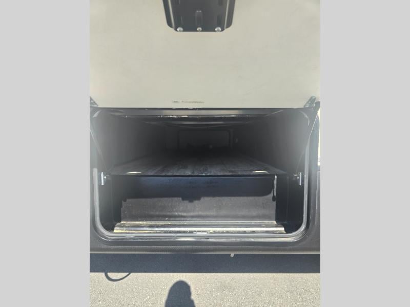 Pre-Owned 2022 Starcraft Telluride 338MBH - photo - 10