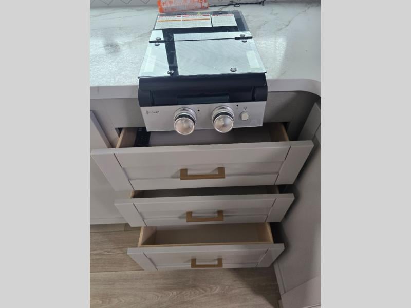 New 2027 Jayco Jay Feather Air 16RB - photo - 19