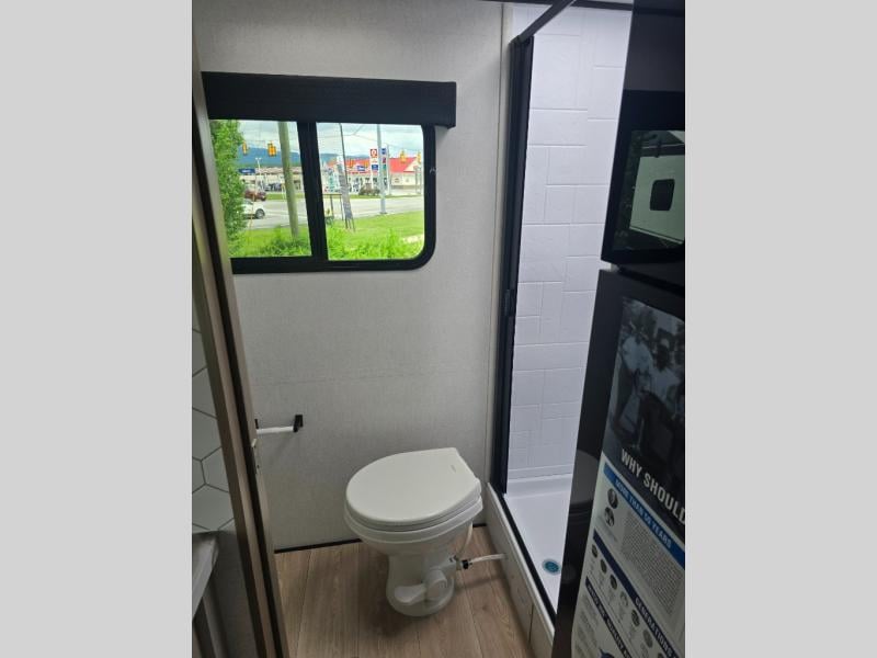 New 2027 Jayco Jay Feather Air 16RB - photo - 27