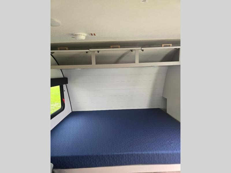New 2027 Jayco Jay Feather Air 16RB - photo - 38